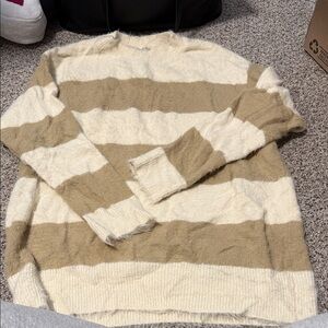 Universal Thread Men's Striped Beige and Cream Sweater
